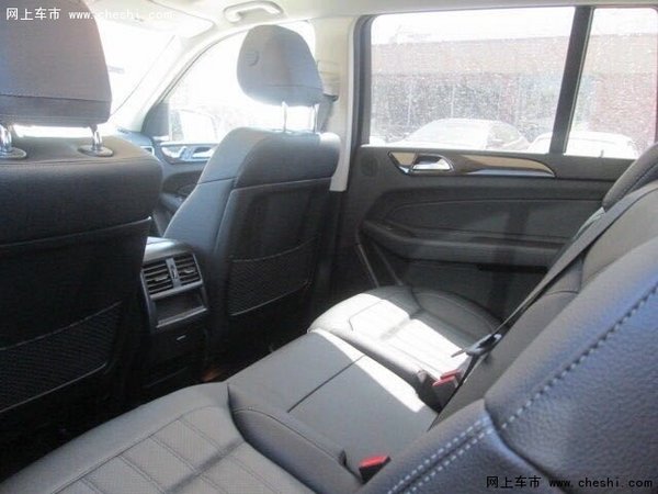 17款奔馳GLS450提車(chē)價(jià)格  自貿(mào)區(qū)6月亮相-圖7