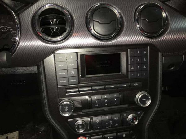 2017款福特野馬超跑現(xiàn)車 顏色齊全配置多-圖5