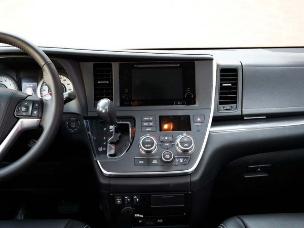 2017款豐田塞納商務車 深秋優(yōu)惠盛宴勁促-圖8