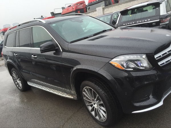 17款奔馳GLS450全新現(xiàn)車 天津港GLS批發(fā)-圖3