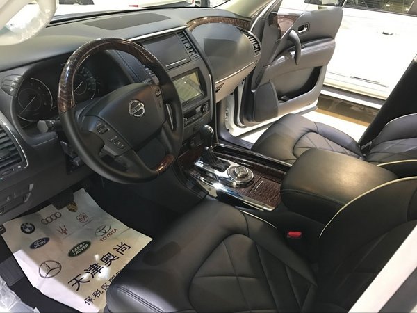 17款日產途樂Y62中東4.0L 底掛尼桑途樂-圖5