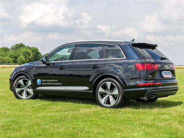 奧迪Q7現(xiàn)車(chē) 無(wú)限加速Q(mào)7正經(jīng)之余帶著隨性-圖4