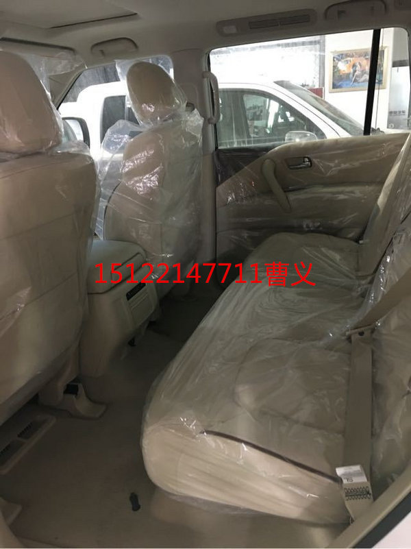日產(chǎn)途樂4.0L提車中心 17款途樂配置參數(shù)-圖6