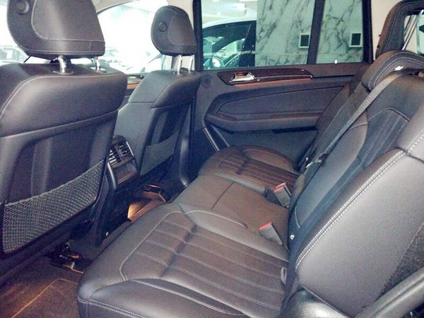 奔馳GLS450天津現(xiàn)車 特價(jià)101萬全國熱銷-圖6