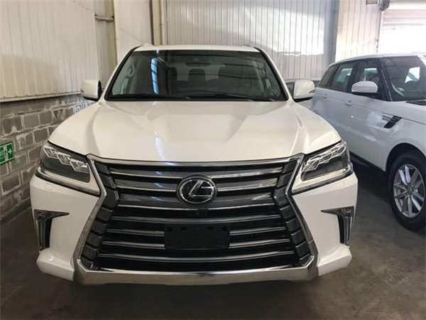 18款雷克萨斯LX570现车 天津港底价156万-图2