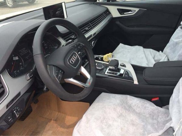 2016款?yuàn)W迪Q7現(xiàn)車行情 驚喜讓利低降全港-圖4