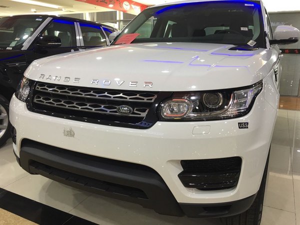 17款路虎揽胜运动版 3.0汽油诠释新时尚-图2