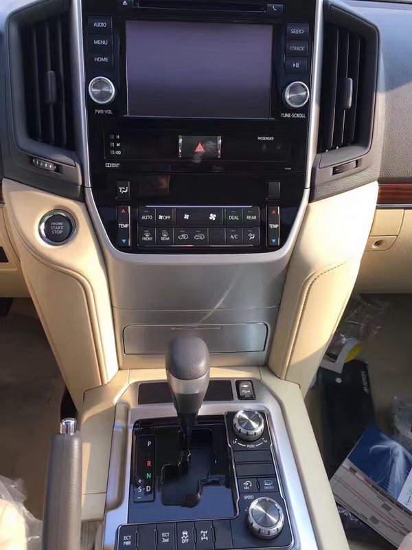17款丰田酷路泽4000业界大牛 V6陆巡升级-图5