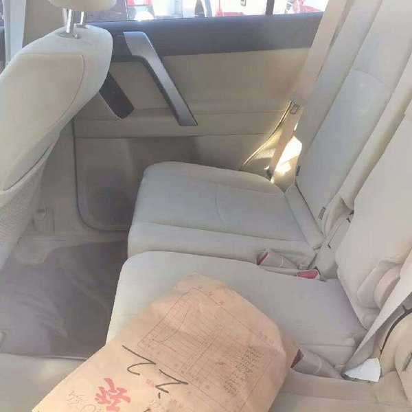 豐田霸道2700中東特價(jià)38萬(wàn) 對(duì)比霸道4000-圖6