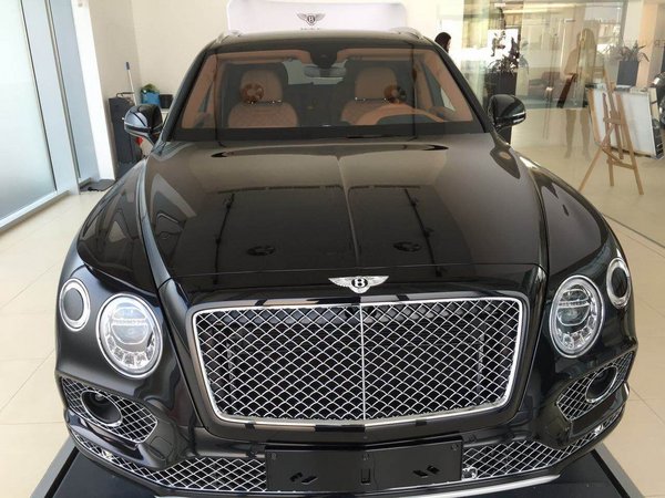 17款宾利添越6.0T 清明节最新优惠可分期-图4