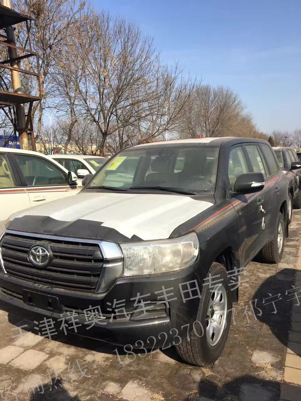 17款丰田酷路泽4000 丐版陆巡改装行天下-图3