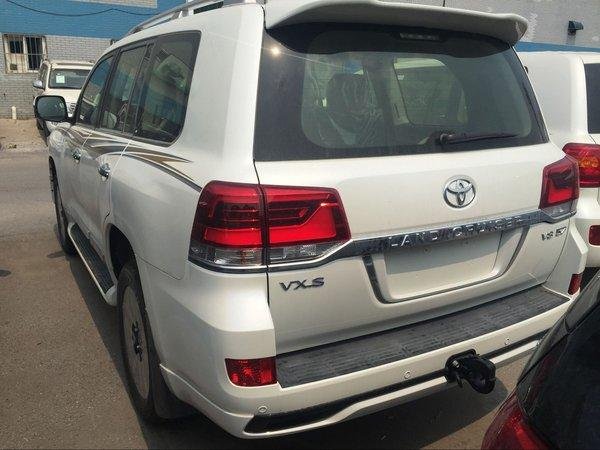 2016款豐田酷路澤5700 V8抄底價(jià)時(shí)候到了-圖7