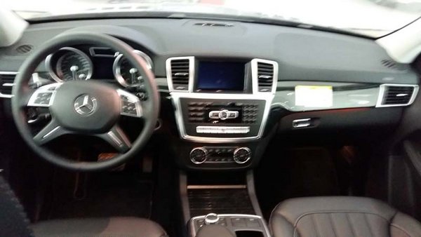 2016款奔馳GL450現(xiàn)車 95萬(wàn)爆惠商家狂促-圖4