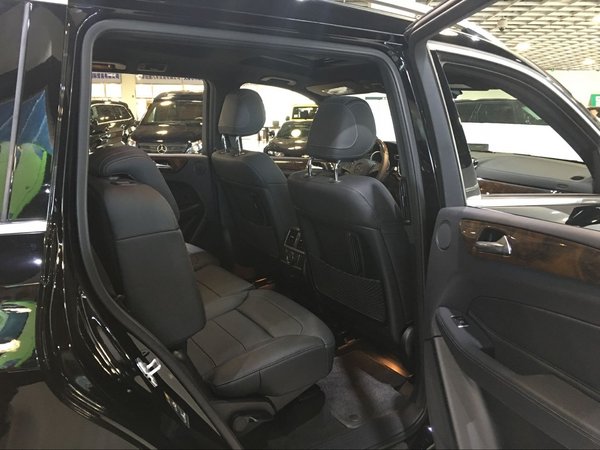 17款奔馳GLS450/GLS550/GLS63 現(xiàn)車價(jià)格-圖8