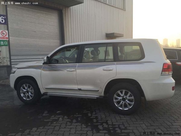 16款豐田酷路澤4000 丐版雙備胎現(xiàn)車58萬-圖3