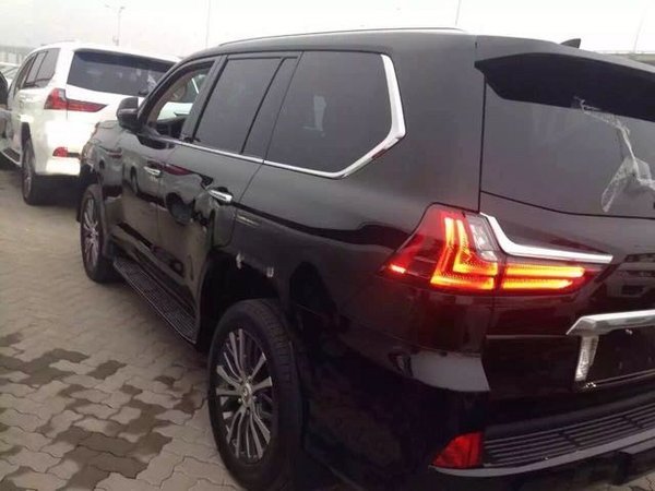 16雷克萨斯LX570 顶配凌志抢折扣158万起-图3
