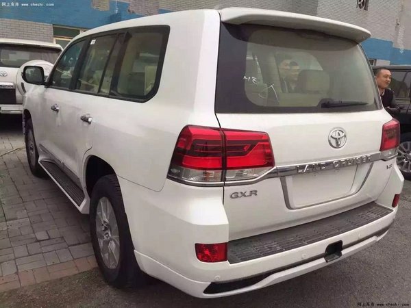 豐田酷路澤4600雙油箱底掛 V8價(jià)格不怠慢-圖4