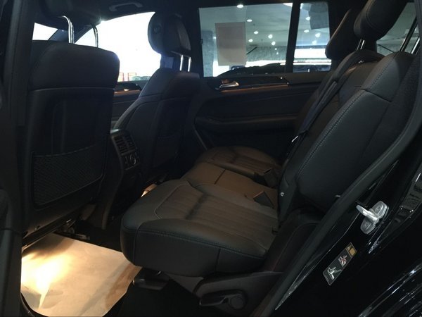 奔馳GLS450降價(jià)策略 17款GLS450現(xiàn)車行情-圖5