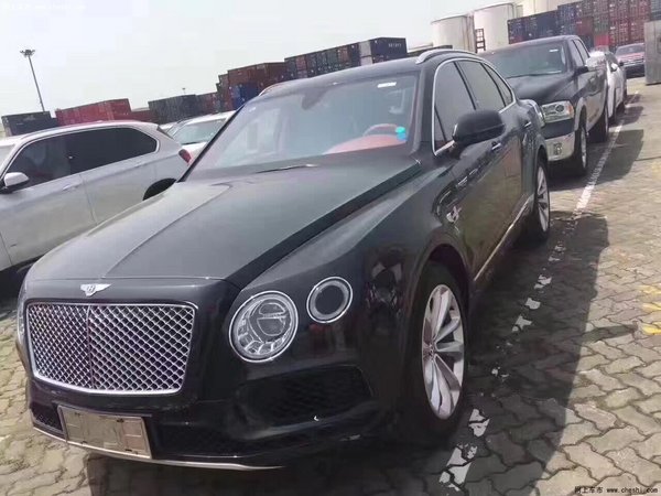 17宾利添越W12 释放活力越野现车手续齐-图1