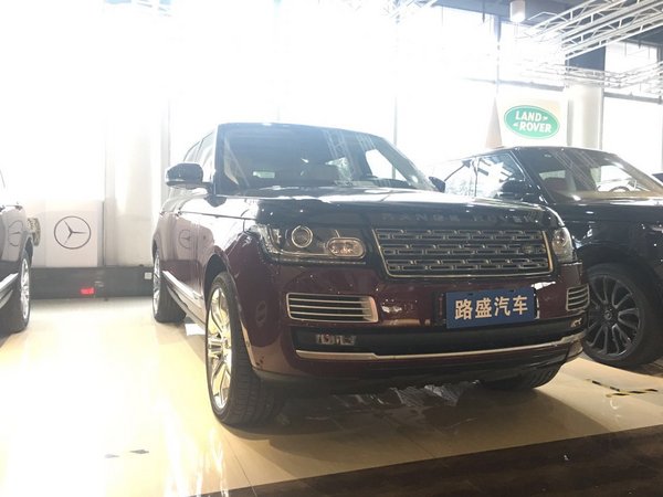 路虎攬勝行政SV加長 自貿(mào)區(qū)實(shí)車駕駛感受-圖1