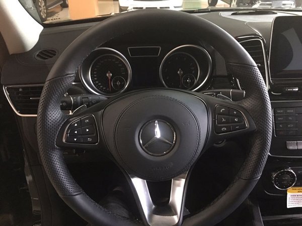 2017款奔馳GLS450價(jià)格 猛惠降價(jià)天津現(xiàn)車-圖5
