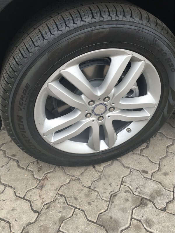 2017款奔馳GLS450戶外實(shí)拍 奔馳行情揭秘-圖10