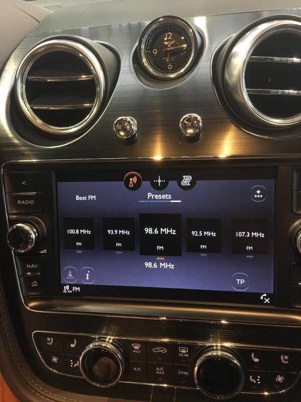 17款宾利添越高端定位SUV 霸气抵港嗨购-图5