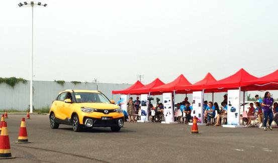 风神AX4炫品SUV山东区试驾专场完美收官-图4