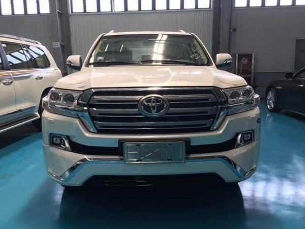 17款豐田酷路澤4000 新車入店絕對(duì)體驗(yàn)價(jià)-圖1
