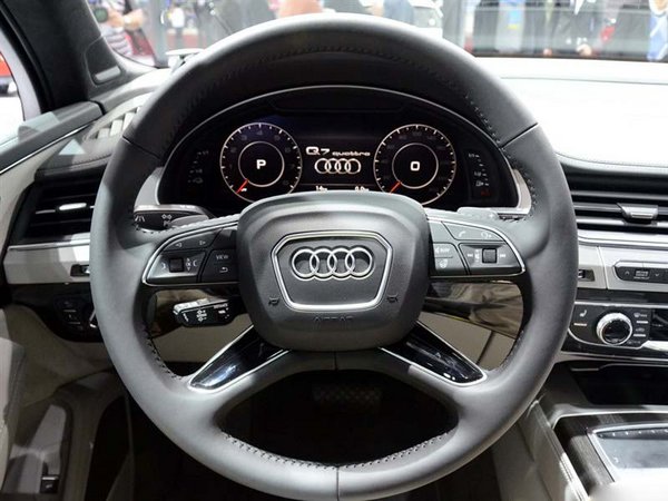 2017款奥迪Q7降价 2.0/3.0行情62万起售-图4