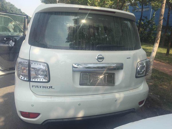 尼桑途樂Y62中東4.0L 現(xiàn)車到店十一特惠-圖4