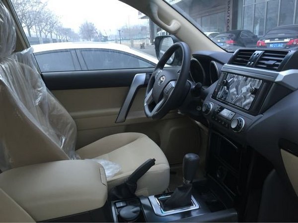 豐田霸道2700行情 辣眼越野現(xiàn)車底價特賣-圖5