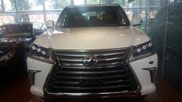 2016款雷克薩斯LX570 強(qiáng)勁越野降價(jià)熱銷-圖2