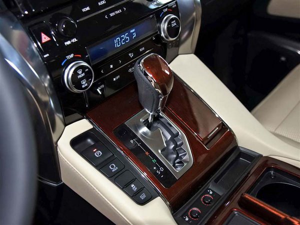 2016款丰田埃尔法 明星同款爱车豪华升级-图5