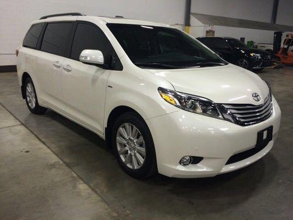 17款豐田塞納首降現(xiàn)車 天津?qū)；萆虅?wù)改裝-圖2