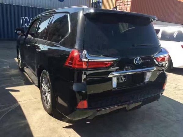 16款雷克萨斯LX570 凌志配置报价多少钱-图3