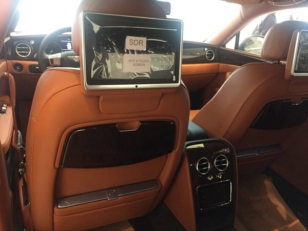 2017款宾利飞驰4.0T-V8 完美价格特惠购-图9