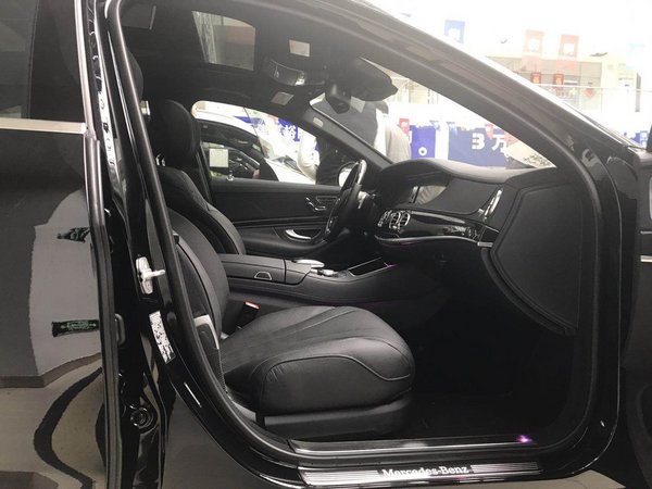 奔驰S550e用料精琢挑选 高端人士首选车-图4