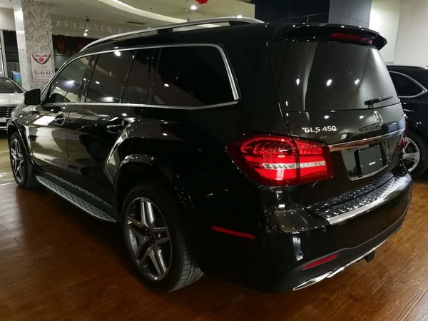 奔驰GLS450 全景天窗电吸门136万无利售-图3