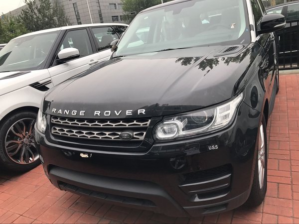 路虎揽胜运动柴油版 全地形越驾性能绝佳-图1