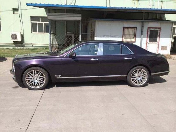 賓利幕尚6.8T全國限量版 天津港現(xiàn)車報價-圖2