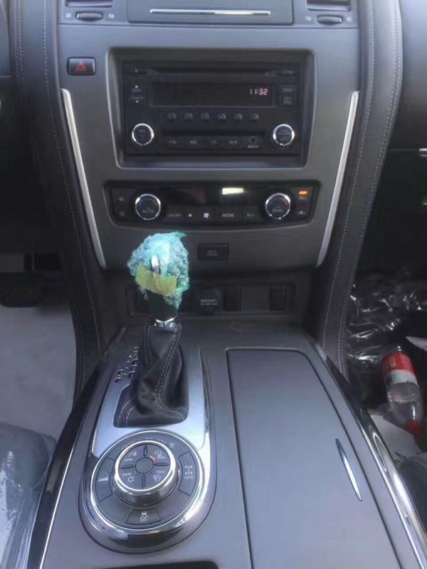 17款尼桑4.0中東版XE版 現(xiàn)車51萬7速途樂-圖5
