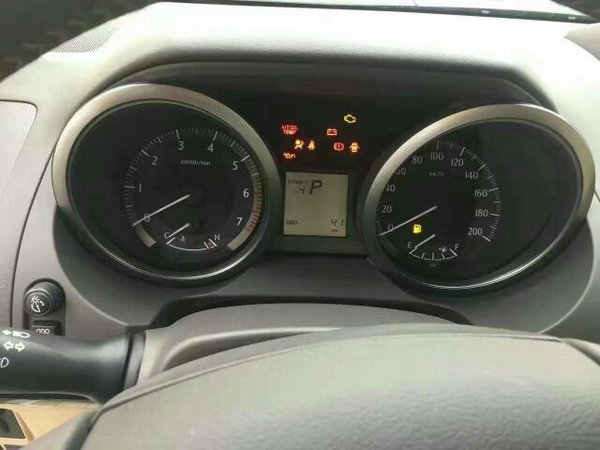 越野之王 17款丰田霸道2700天津最新报价-图6