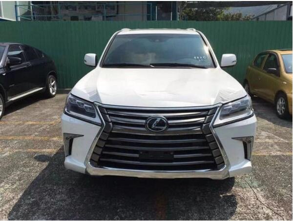 16款雷克萨斯LX570现车最新报价 颜色齐-图1