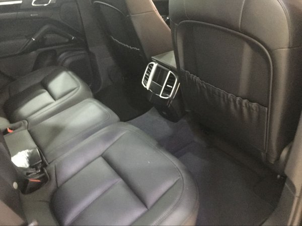 2017款保时捷卡宴 3.6汽油实力派超划算-图11