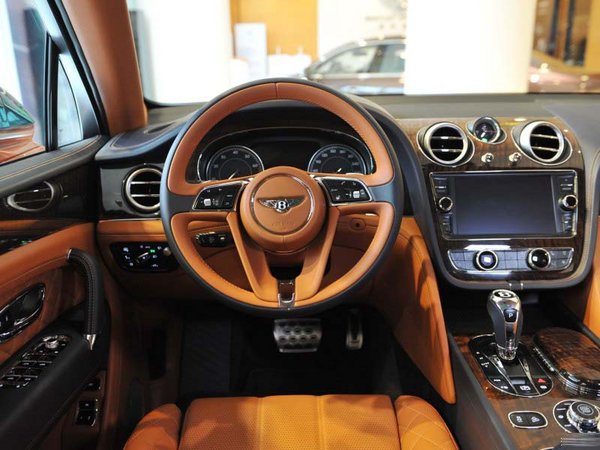 17款宾利添越行情指南 脱俗越野突破底价-图4