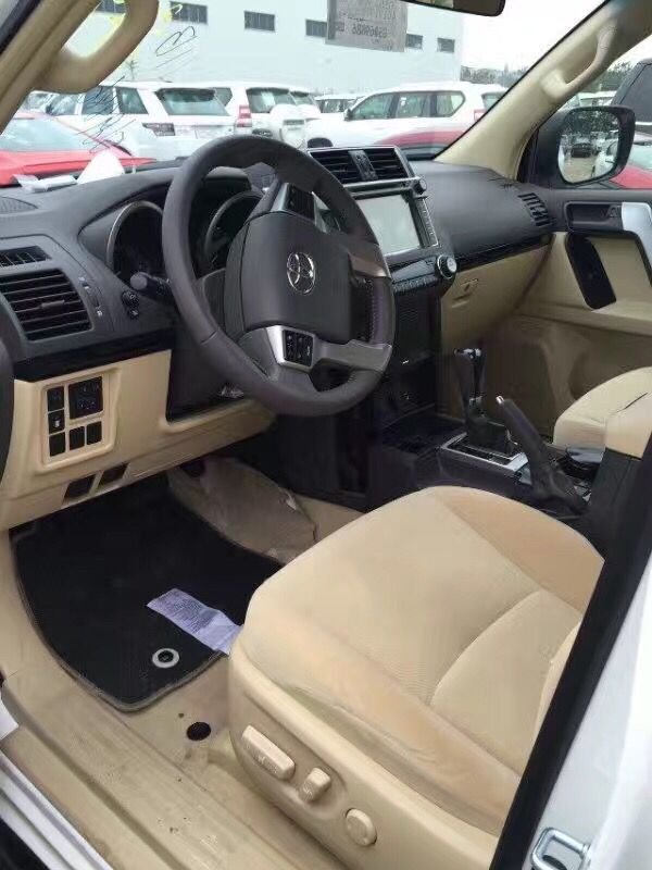 丰田普拉多4000现车 17款霸道全版本配置-图4