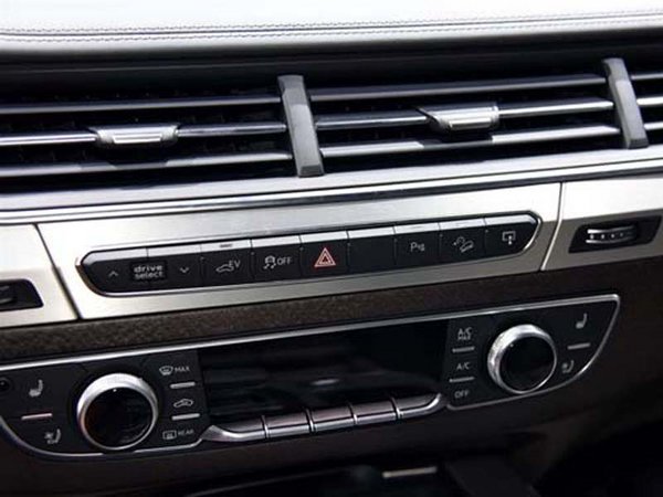 2017款奥迪Q7热卖 平行进口现车三包质保-图6