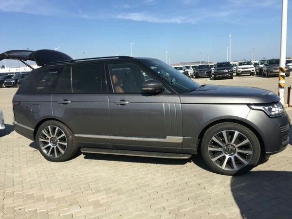 路虎攬勝行政5.0現(xiàn)車 短軸創(chuàng)世歐規(guī)119萬(wàn)-圖3