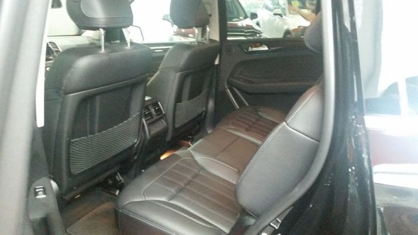 2017款奔馳GLS450現(xiàn)車 爆促港口金秋特降-圖7